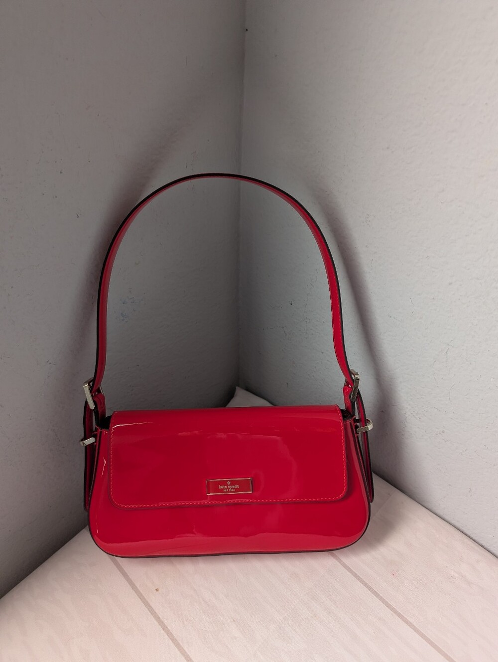 NWT Kate Spade KN198 Bridget Shiny Leather Small Flap Shoulder in Bright Red